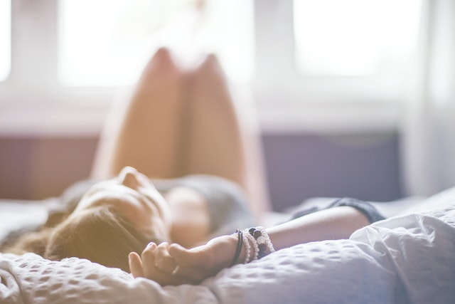 Baver en dormant : 6 solutions pour stopper cette situation gênante baver en dormant