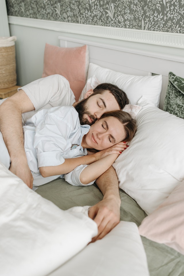 Couple : Améliorez votre sommeil avec la méthode méthode de sommeil scandinave méthode de sommeil scandinave